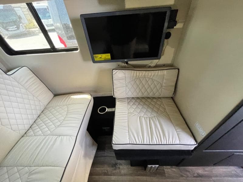 2024 Midwest Automotive Designs 2024 Midwest Automotive Designs Legend - thumbnail 16