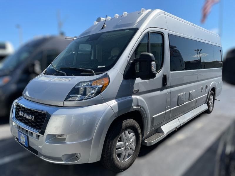 2024 Midwest Automotive Designs 2024 Midwest Automotive Designs Legend - thumbnail 3