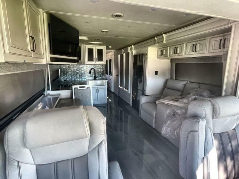 2023 Fleetwood RV 2023 Fleetwood RV Frontier GTX - thumbnail 11