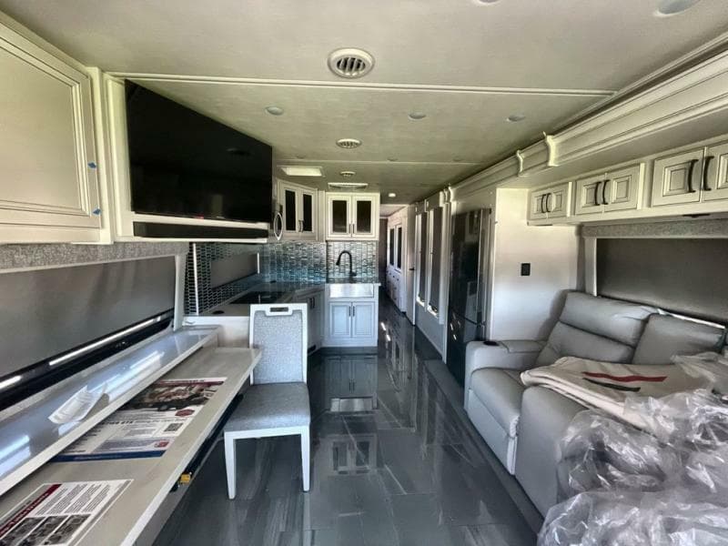 2023 Fleetwood RV 2023 Fleetwood RV Frontier GTX - thumbnail 16