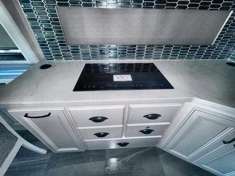 2023 Fleetwood RV 2023 Fleetwood RV Frontier GTX - thumbnail 21