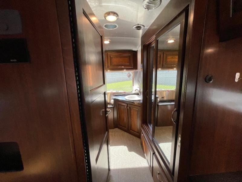 2019 Airstream 2019 Airstream Classic - thumbnail 28