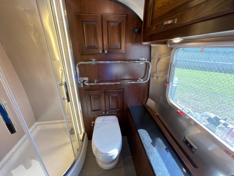 2019 Airstream 2019 Airstream Classic - thumbnail 35