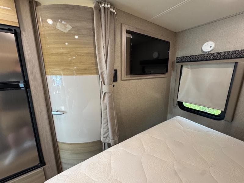 2020 Thor Motor Coach 2020 Thor Motor Coach Tiburon - thumbnail 19