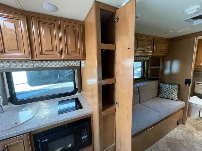 2018 Thor Motor Coach 2018 Thor Motor Coach Citation - thumbnail 18