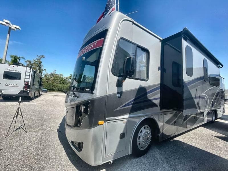 2023 Fleetwood RV 2023 Fleetwood RV PACE ARROW - thumbnail 5