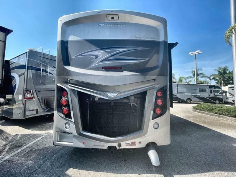 2023 Fleetwood RV 2023 Fleetwood RV PACE ARROW - thumbnail 7