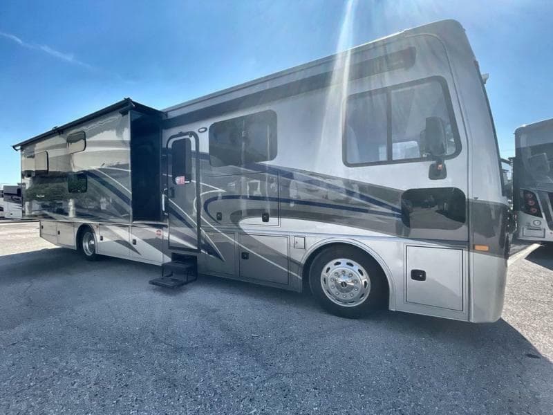 2023 Fleetwood RV 2023 Fleetwood RV PACE ARROW - thumbnail 9
