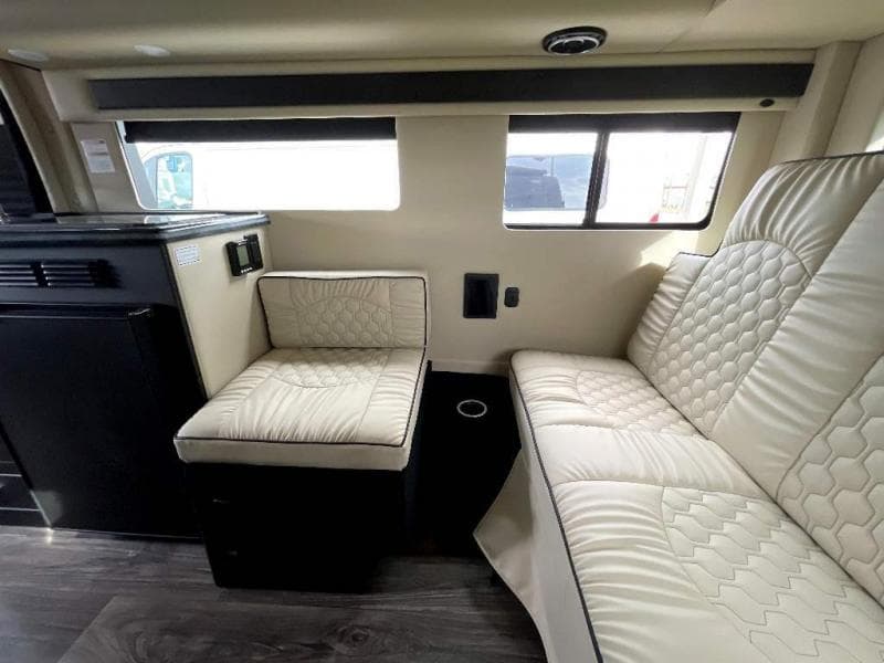 2025 Midwest Automotive Designs 2025 Midwest Automotive Designs Legend - thumbnail 22