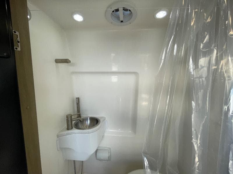 2025 Midwest Automotive Designs 2025 Midwest Automotive Designs Legend - thumbnail 11