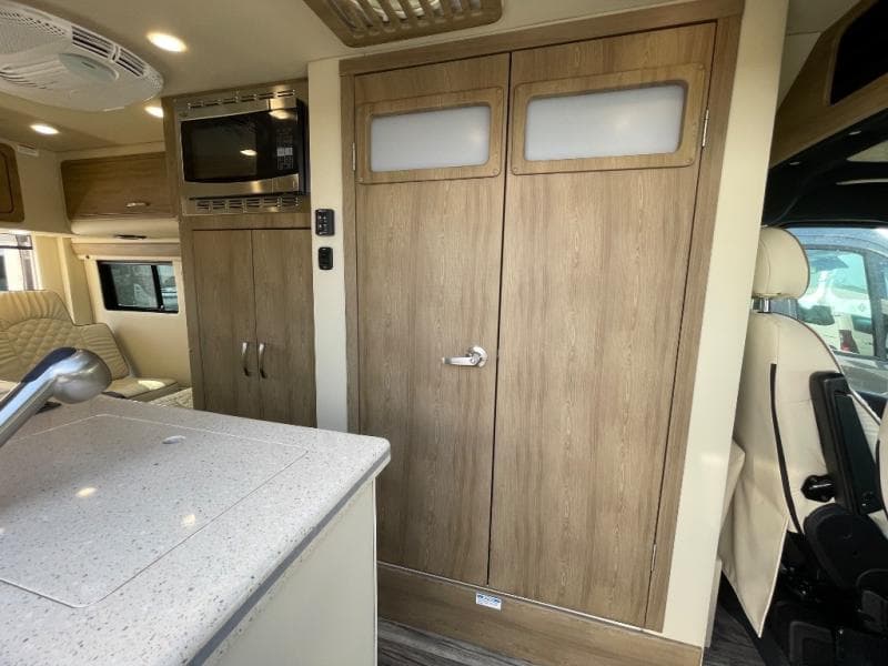 2025 Midwest Automotive Designs 2025 Midwest Automotive Designs Legend - thumbnail 7