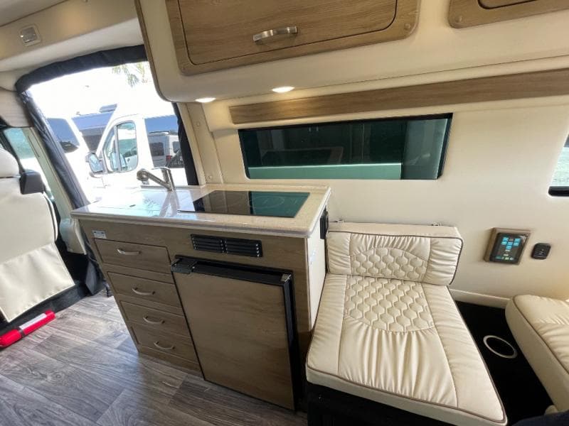 2025 Midwest Automotive Designs 2025 Midwest Automotive Designs Legend - thumbnail 9