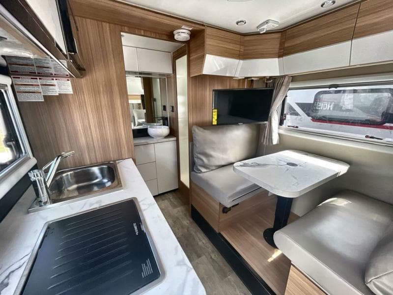 2023 Black Series 2023 Black Series HQ15 - thumbnail 3