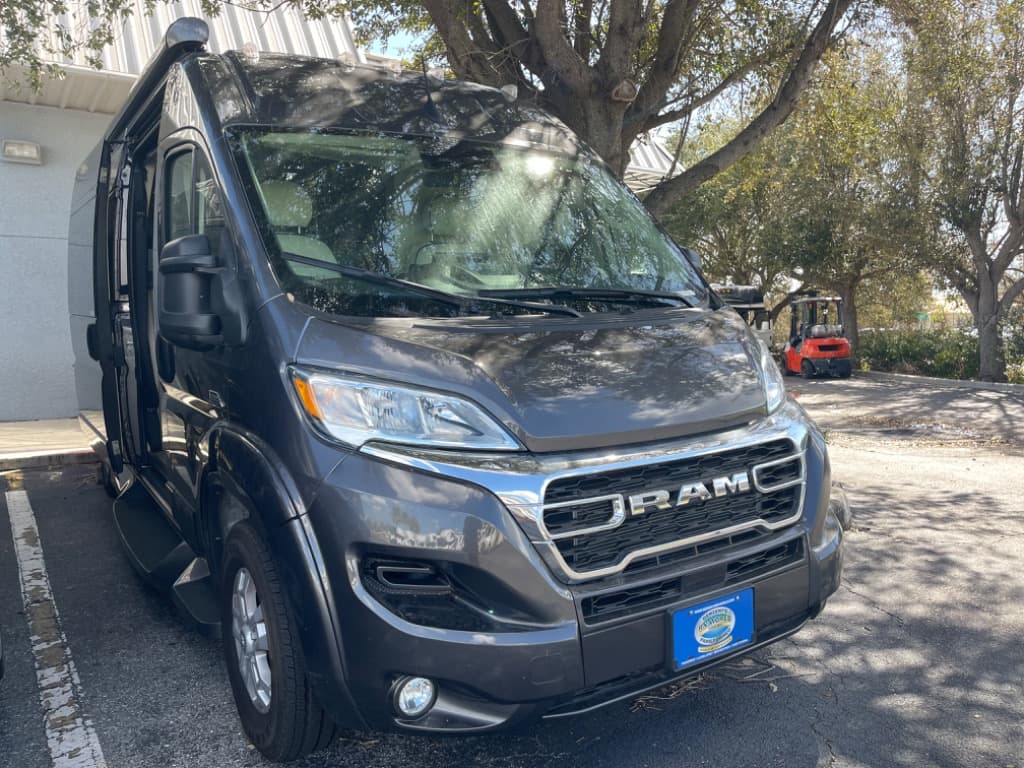 2025 Midwest Automotive Designs Legend FSL