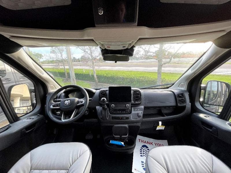 2025 Midwest Automotive Designs 2025 Midwest Automotive Designs Legend - thumbnail 12