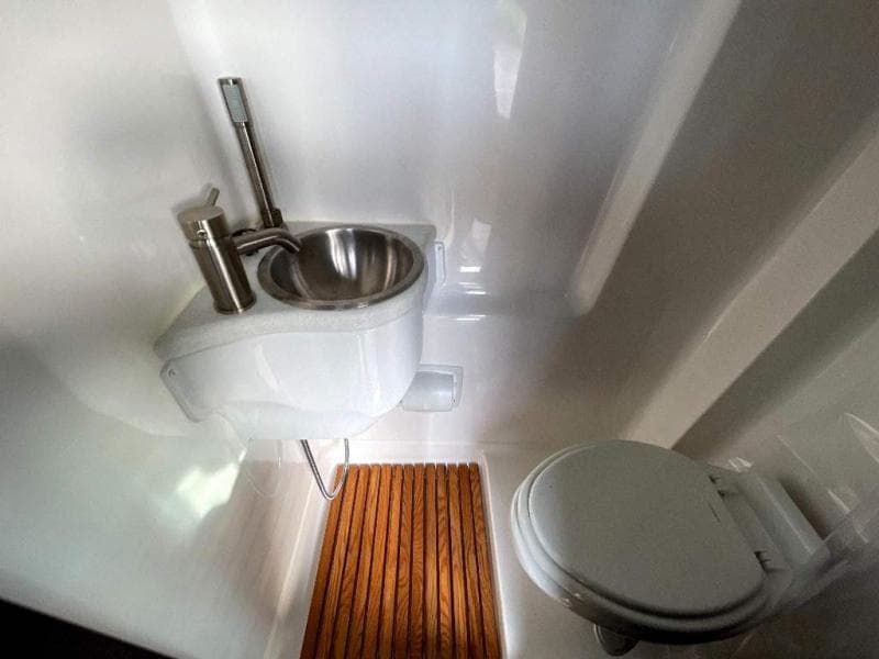 2025 Midwest Automotive Designs 2025 Midwest Automotive Designs Legend - thumbnail 15