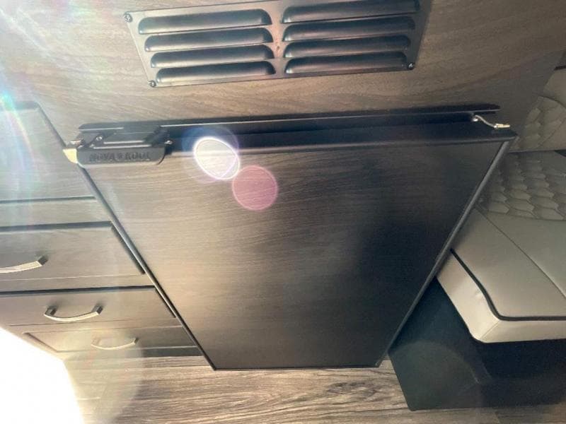 2025 Midwest Automotive Designs 2025 Midwest Automotive Designs Legend - thumbnail 26