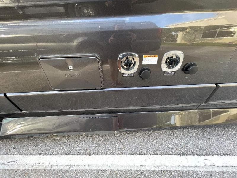 2025 Midwest Automotive Designs 2025 Midwest Automotive Designs Legend - thumbnail 6