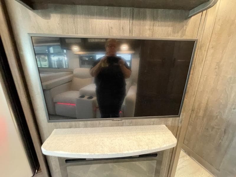 2023 Coachmen 2023 Coachmen Mirada - thumbnail 23