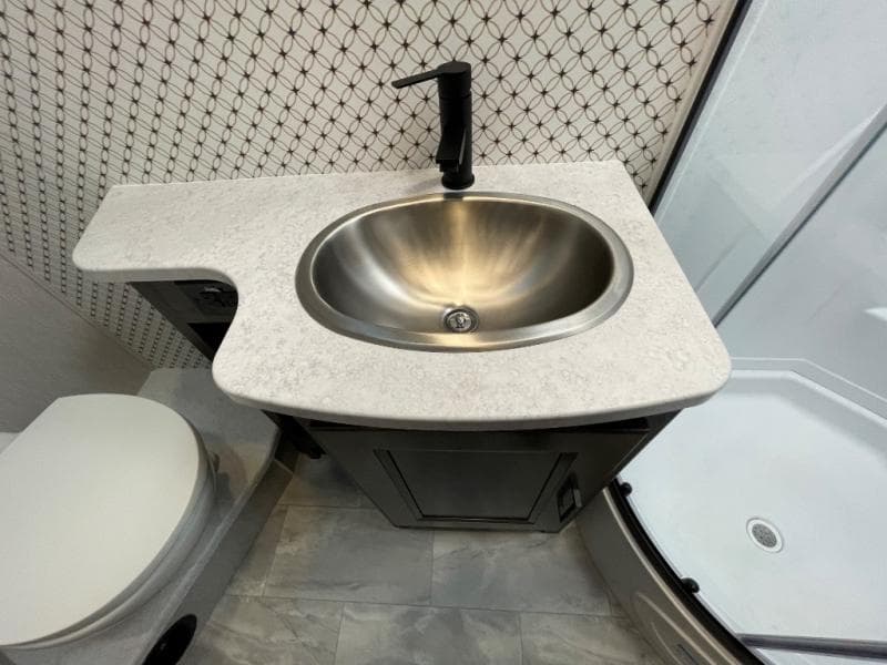 2023 Coachmen 2023 Coachmen Mirada - thumbnail 32