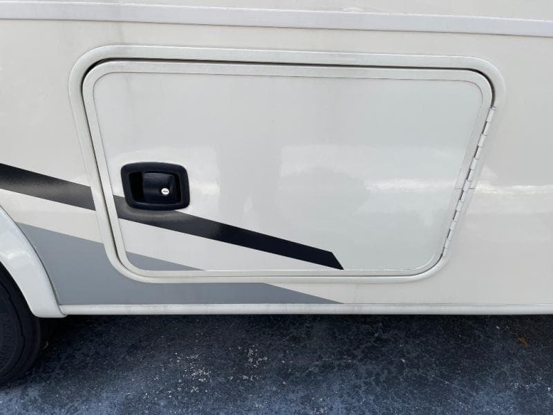 2023 Coachmen 2023 Coachmen Mirada - thumbnail 48