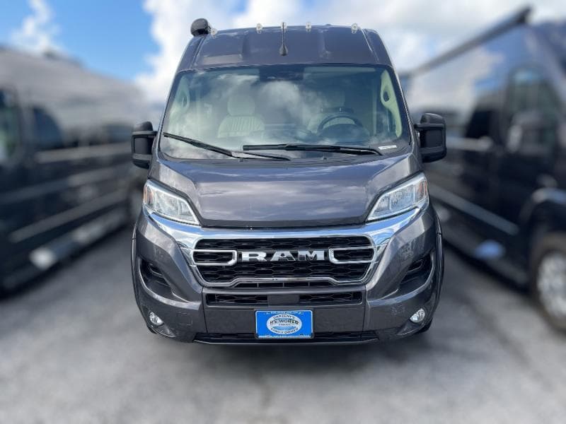 2025 Midwest Automotive Designs 2025 Midwest Automotive Designs Legend - thumbnail 3