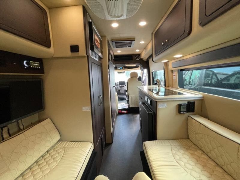 2025 Midwest Automotive Designs 2025 Midwest Automotive Designs Legend - thumbnail 28