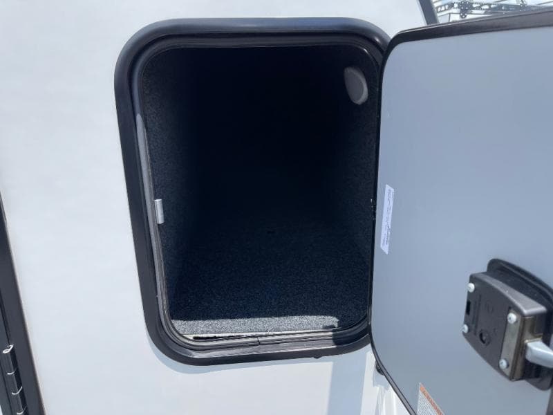 2024 Encore RV 2024 Encore RV ROG - thumbnail 11