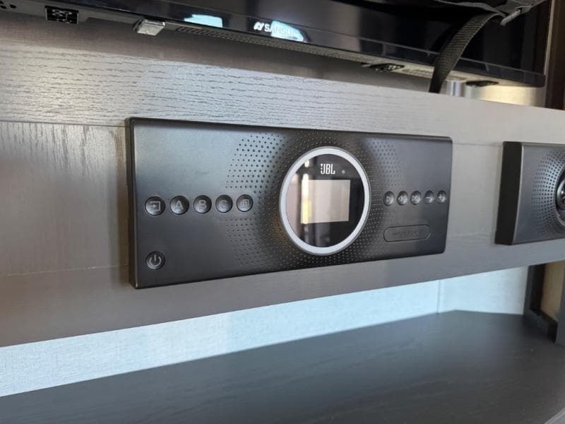 2026 Alliance RV 2026 Alliance RV Valor - thumbnail 26