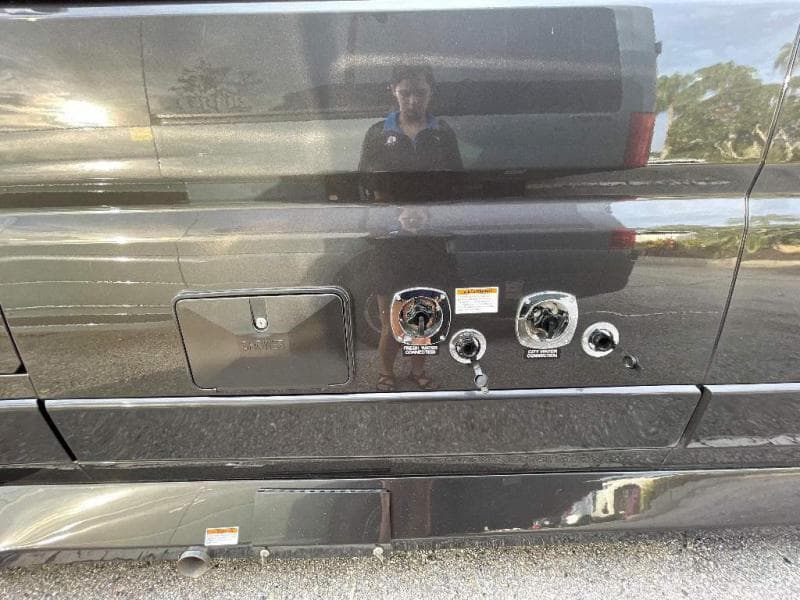 2025 Midwest Automotive Designs 2025 Midwest Automotive Designs Legend - thumbnail 5