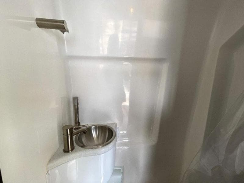 2025 Midwest Automotive Designs 2025 Midwest Automotive Designs Legend - thumbnail 12