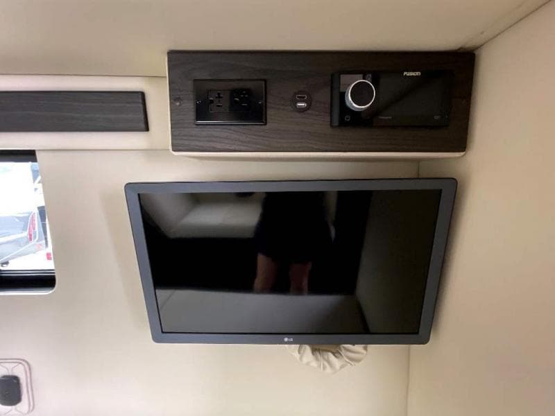 2025 Midwest Automotive Designs 2025 Midwest Automotive Designs Legend - thumbnail 18