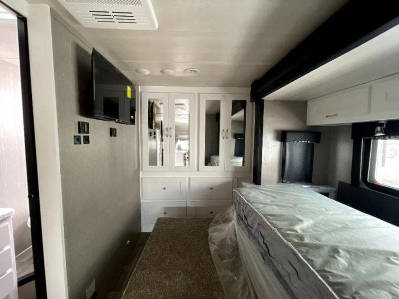 2024 Nexus RV 2024 Nexus RV Triumph - thumbnail 17