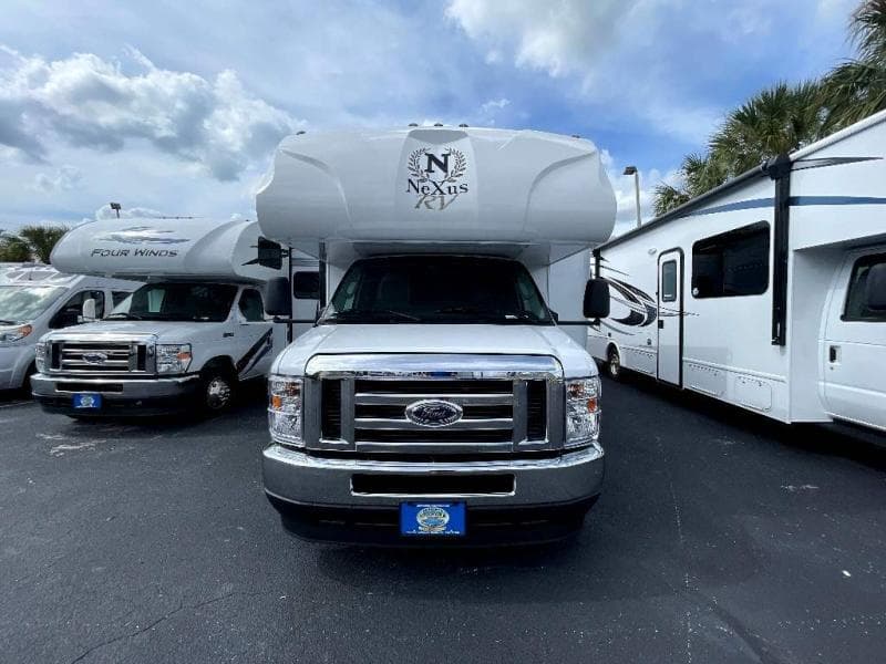2024 Nexus RV 2024 Nexus RV Triumph - thumbnail 3