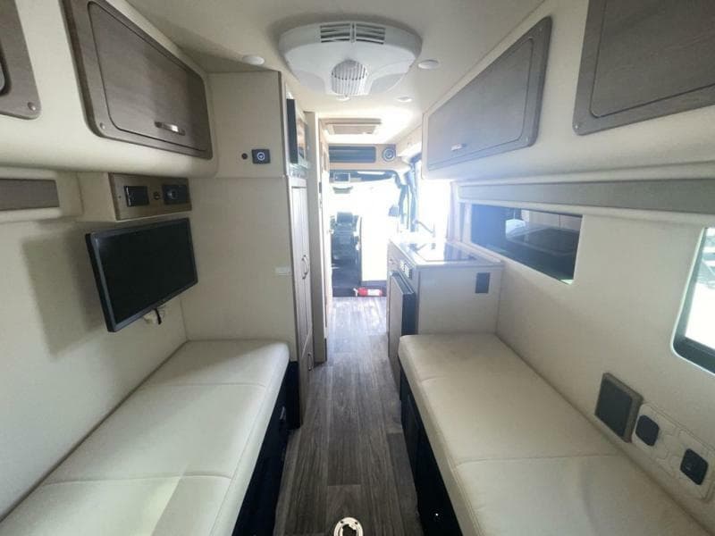 2025 Midwest Automotive Designs 2025 Midwest Automotive Designs Legend - thumbnail 19