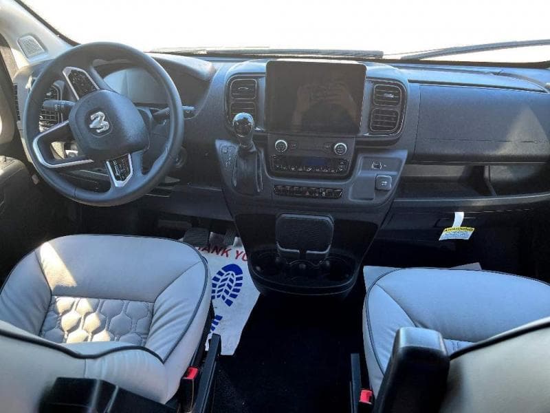 2025 Midwest Automotive Designs 2025 Midwest Automotive Designs Legend - thumbnail 11