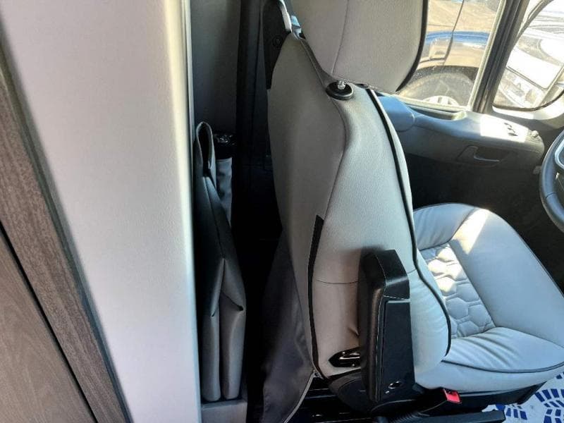 2025 Midwest Automotive Designs 2025 Midwest Automotive Designs Legend - thumbnail 12