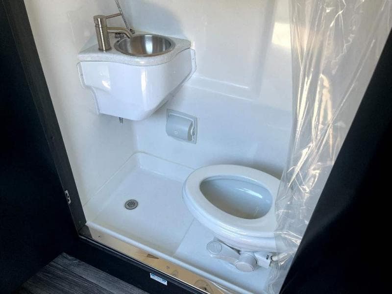 2025 Midwest Automotive Designs 2025 Midwest Automotive Designs Legend - thumbnail 13