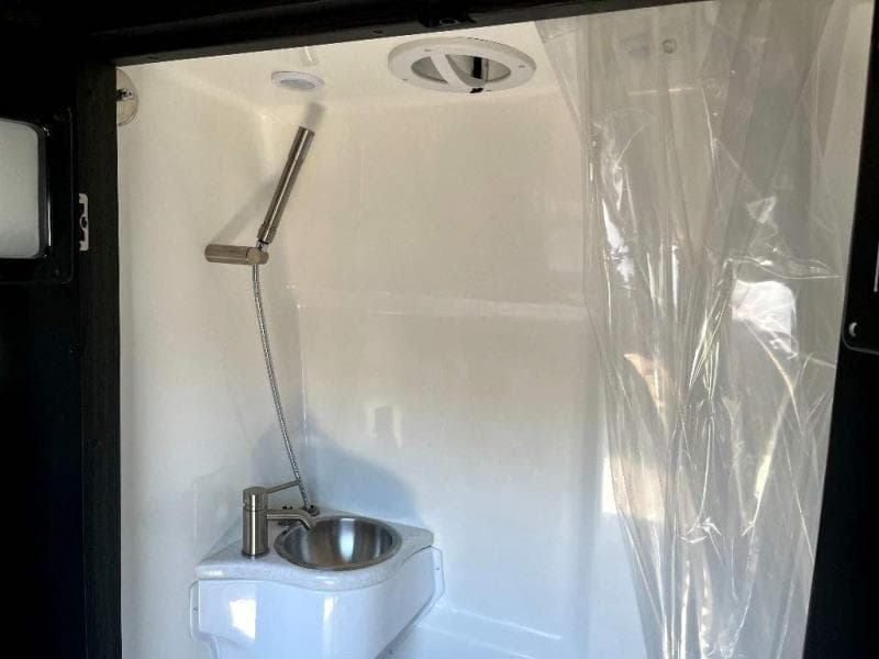 2025 Midwest Automotive Designs 2025 Midwest Automotive Designs Legend - thumbnail 14