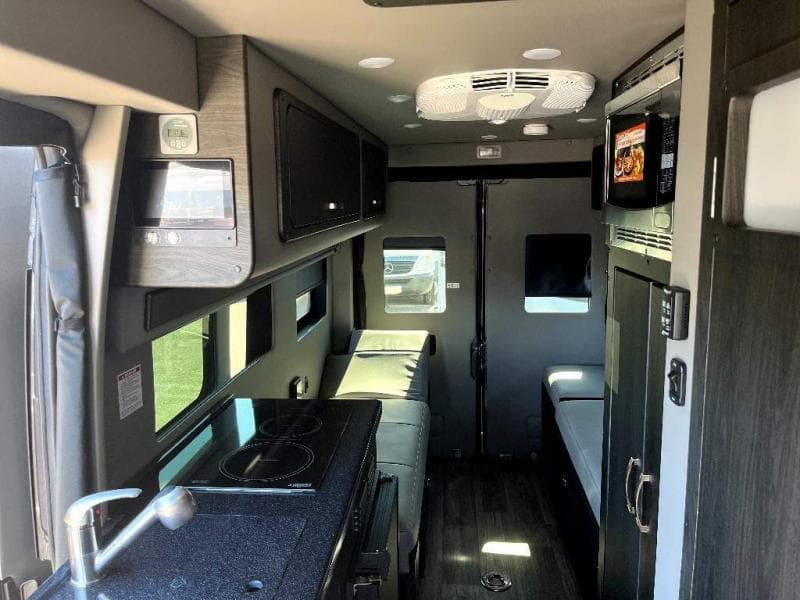 2025 Midwest Automotive Designs 2025 Midwest Automotive Designs Legend - thumbnail 17