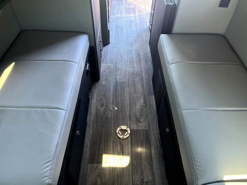 2025 Midwest Automotive Designs 2025 Midwest Automotive Designs Legend - thumbnail 31