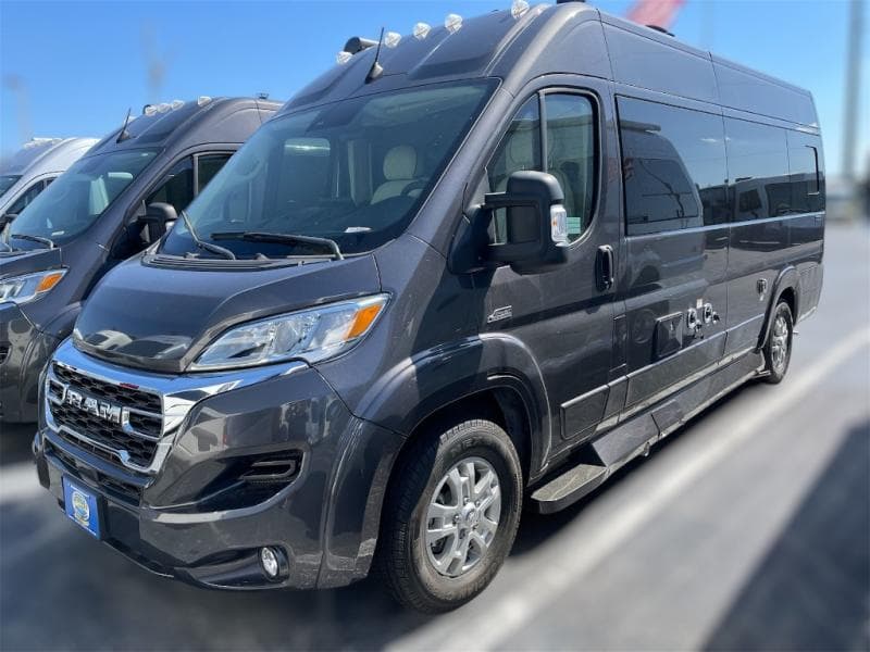 2025 Midwest Automotive Designs 2025 Midwest Automotive Designs Legend - thumbnail 4