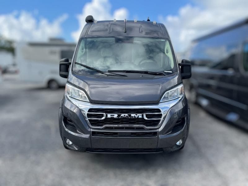 2025 Midwest Automotive Designs 2025 Midwest Automotive Designs Legend - thumbnail 3