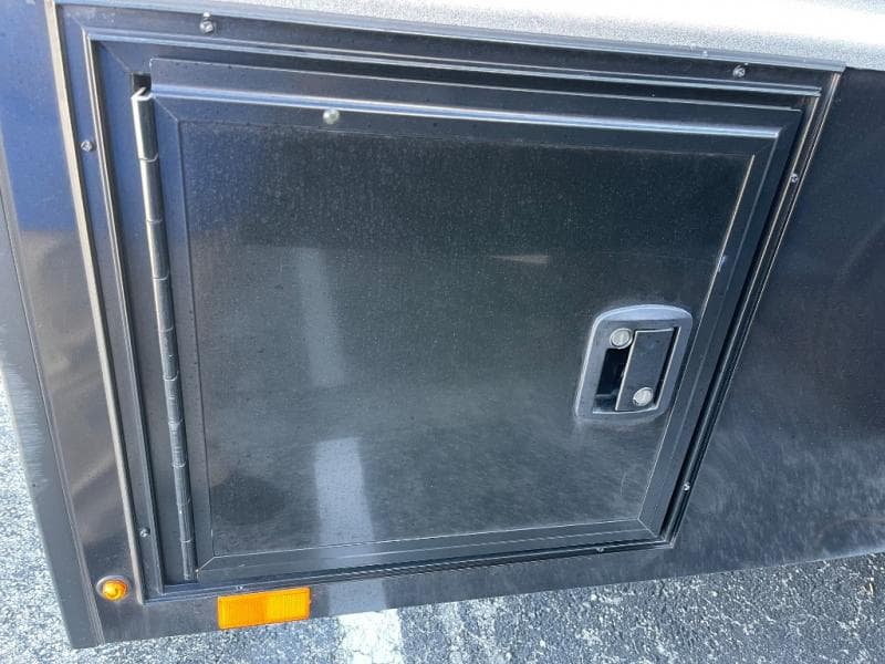 2022 inTech RV 2022 inTech RV Flyer - thumbnail 10