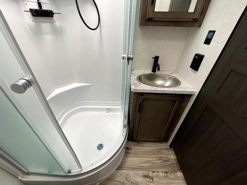 2024 Venture RV 2024 Venture RV SportTrek - thumbnail 20