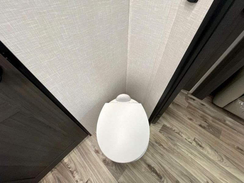 2024 Venture RV 2024 Venture RV SportTrek - thumbnail 21