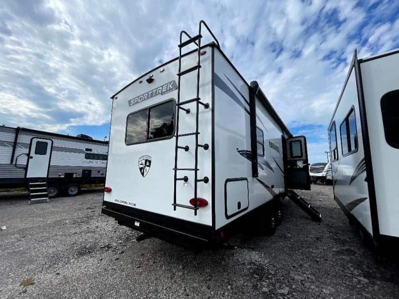 2024 Venture RV 2024 Venture RV SportTrek - thumbnail 8