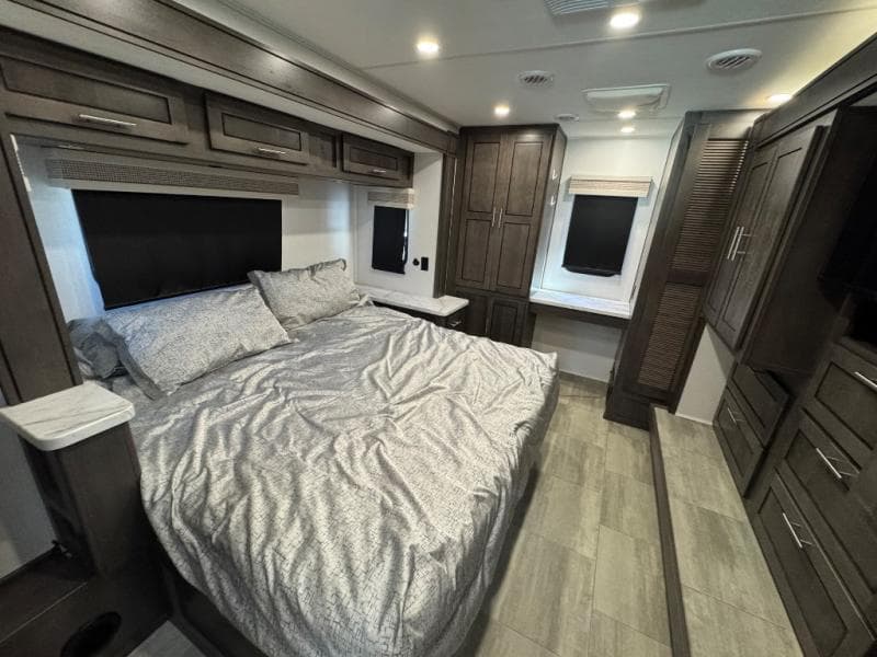 2024 Forest River 2024 Forest River Georgetown - thumbnail 16