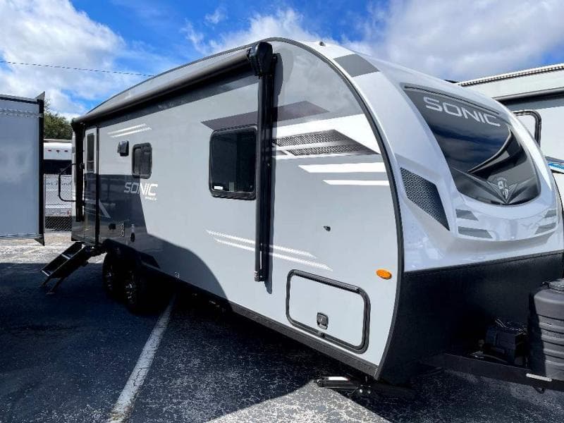 2024 Venture RV Sonic SN231VRL
