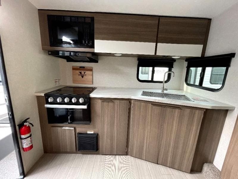2024 Venture RV 2024 Venture RV Sonic - thumbnail 12